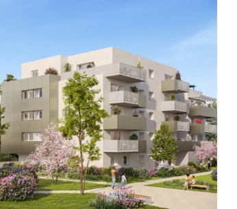 Immeuble résidentiel moderne avec façade grise, entouré de verdure et fleurs mauves au printemps.