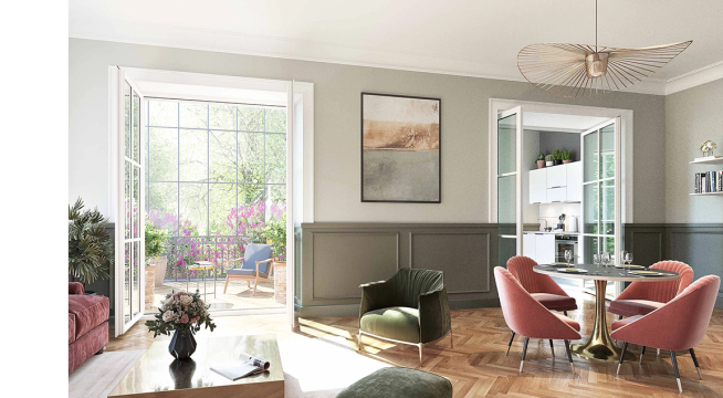 Salon lumineux avec canapé gris, fauteuils roses, baies vitrées et cheminée, parquet clair.