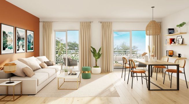 Salon lumineux avec canapé beige, baies vitrées donnant sur la mer, mobilier scandinave et cuisine ouverte.