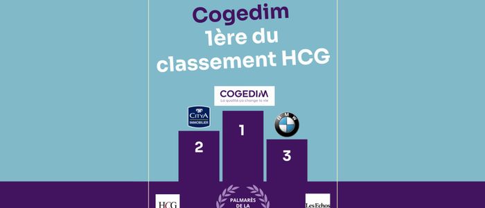 Boîtes de produits Cogedim pour le classement HQE sur fond bleu et violet.